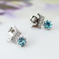 Queen Tiara Earrings